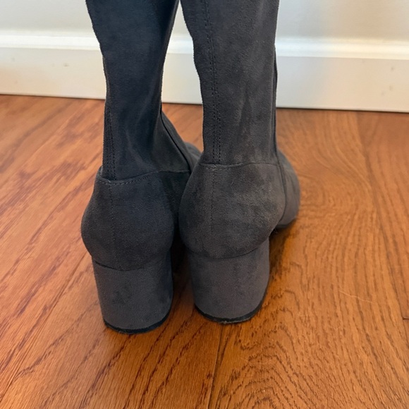 Steve Madden Isaac grey suede over the knee OTK heeled boots - Picture 4 of 6